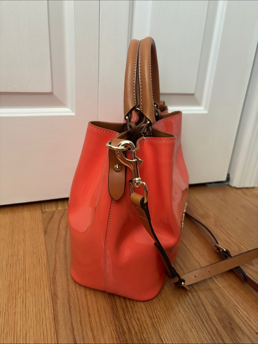 NEW! Dooney & Burke Orange Patent Leather Large City Barlow Bag Limited Edition. - Picture 2 of 14
